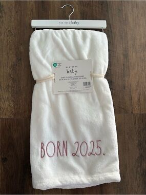 🍼 Rae Dunn BABY Plush Blanket “BORN 2025” NWT White Baby Gift
